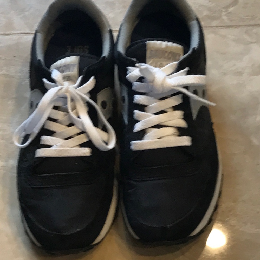 Saucony track sneakers/ suede black